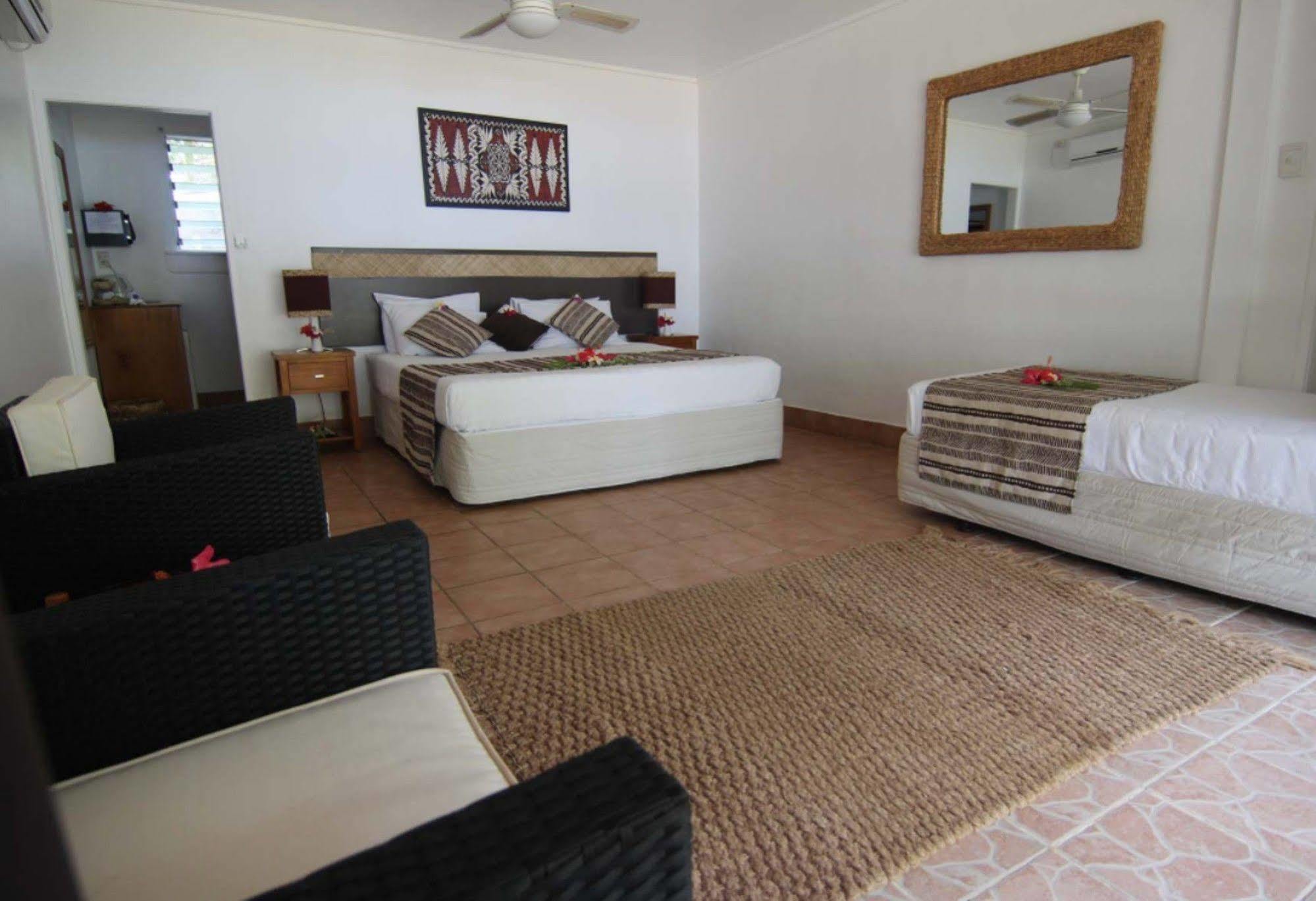 Tongan Beach Resort Utungake Bagian luar foto